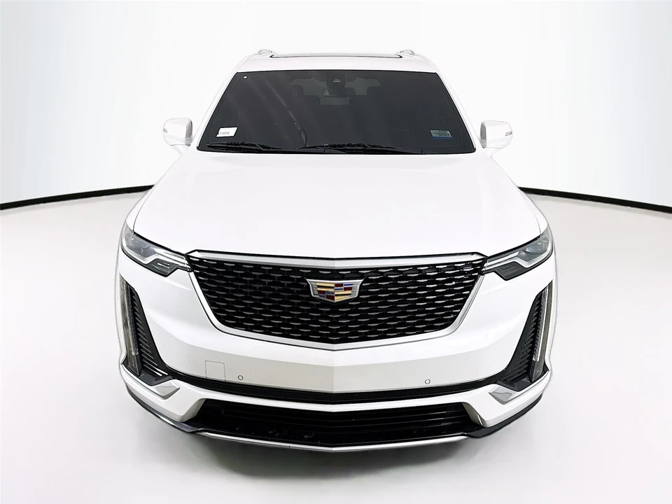 2022 Cadillac XT6 - Image 2 of 14