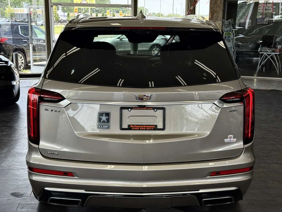 2022 Cadillac XT6 - Image 19 of 21