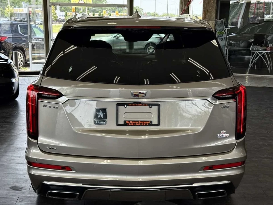 2022 Cadillac XT6 - Image 19 of 21