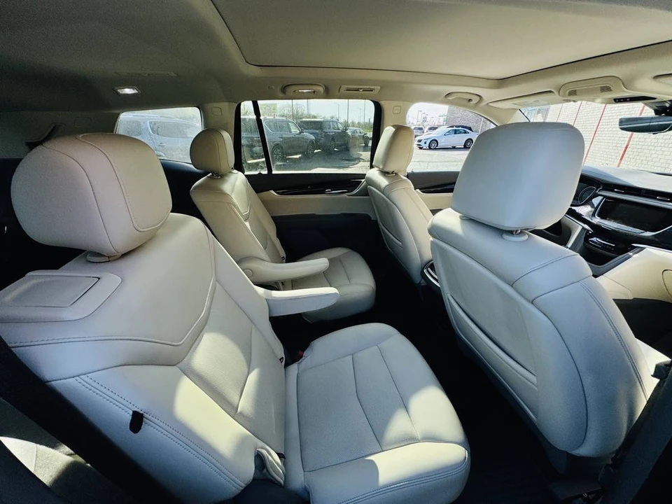 2022 Cadillac XT6 - Image 12 of 14