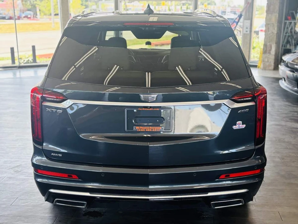 2022 Cadillac XT6 - Image 8 of 31