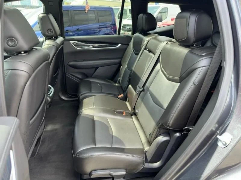 2022 Cadillac XT6 - Image 11 of 12