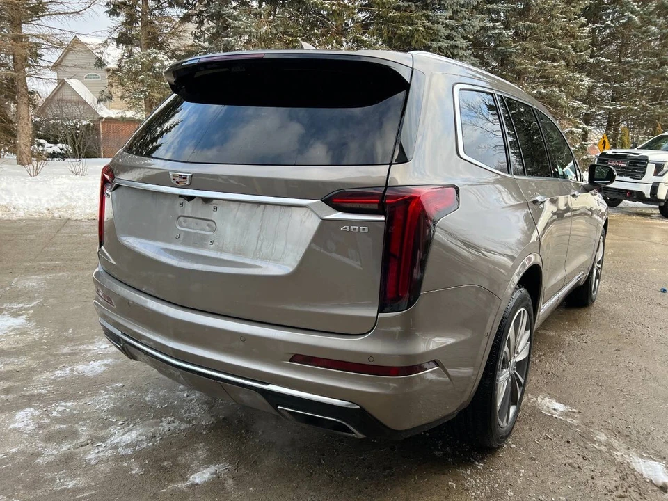 2022 Cadillac XT6 - Image 7 of 21