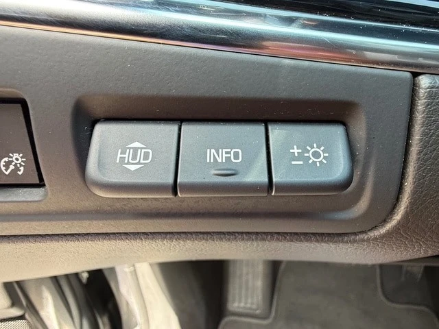 2022 Cadillac XT6 - Image 27 of 31
