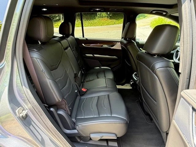 2022 Cadillac XT6 - Image 23 of 31
