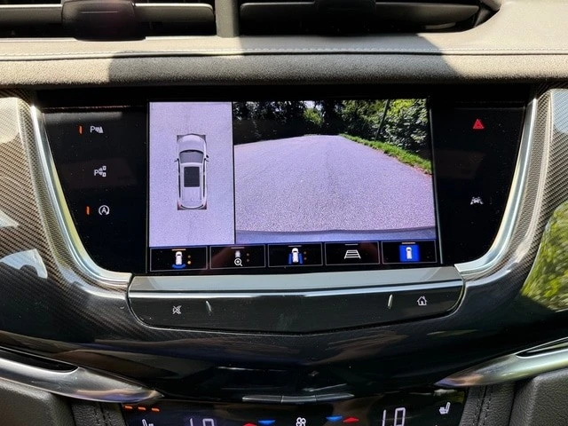 2022 Cadillac XT6 - Image 30 of 31