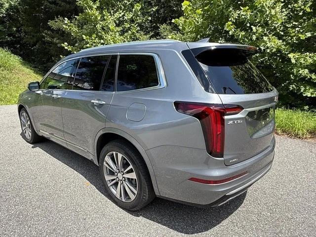 2022 Cadillac XT6 - Image 8 of 31