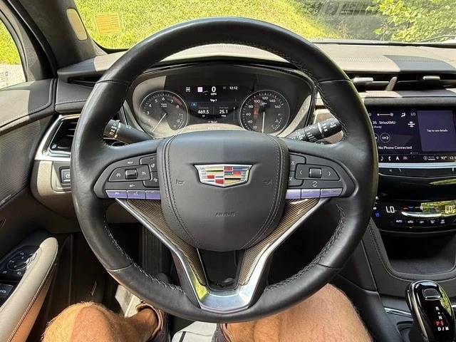 2022 Cadillac XT6 - Image 25 of 31