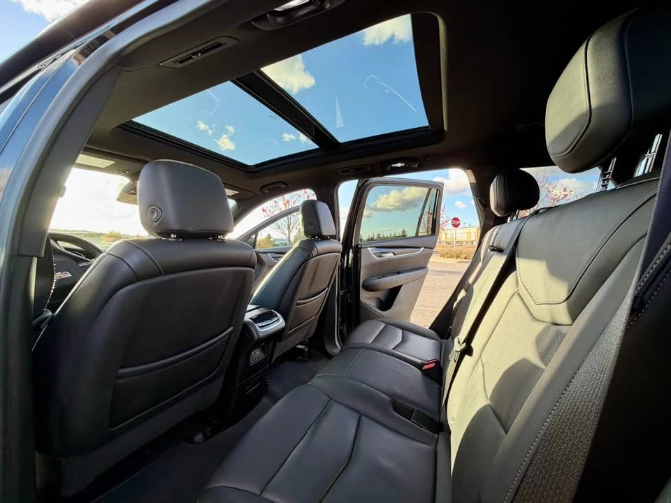2022 Cadillac XT6 - Image 4 of 10