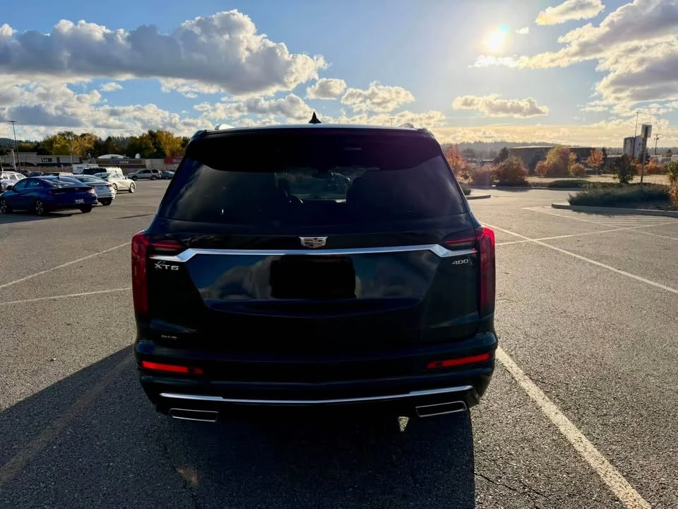 2022 Cadillac XT6 - Image 8 of 10