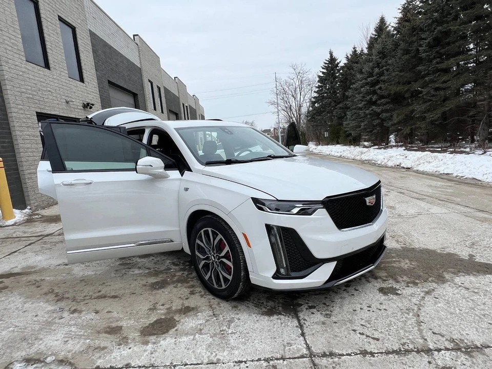2022 Cadillac XT6 - Image 15 of 21