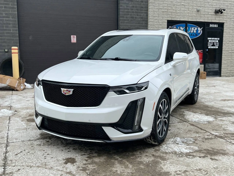 2022 Cadillac XT6 - Image 4 of 21