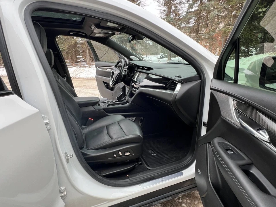 2022 Cadillac XT6 - Image 16 of 21