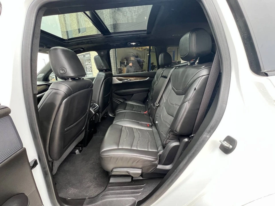 2022 Cadillac XT6 - Image 18 of 21