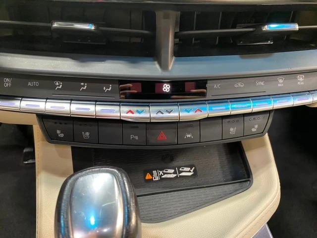2022 Cadillac CT4 - Image 18 of 19