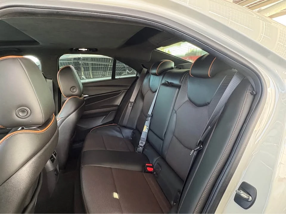 2022 Cadillac CT4-V - Image 5 of 10