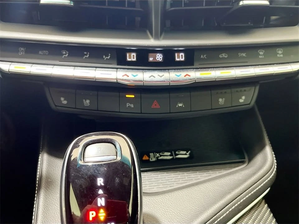2022 Cadillac CT4 - Image 16 of 20