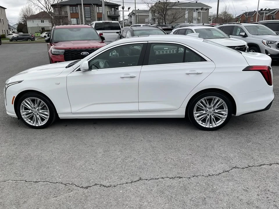 2022 Cadillac CT4 - Image 8 of 10