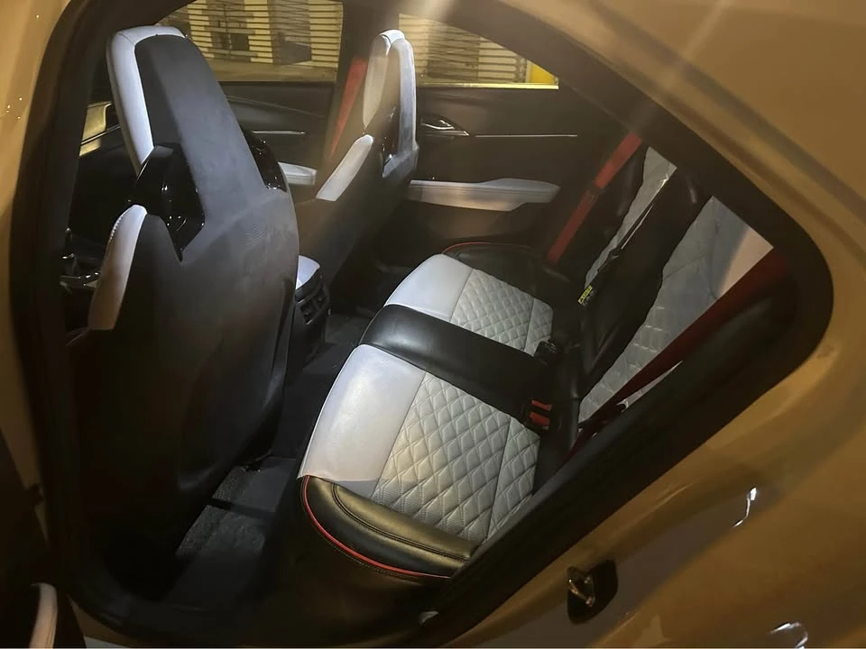 2022 Cadillac CT4-V Blackwing - Image 8 of 10