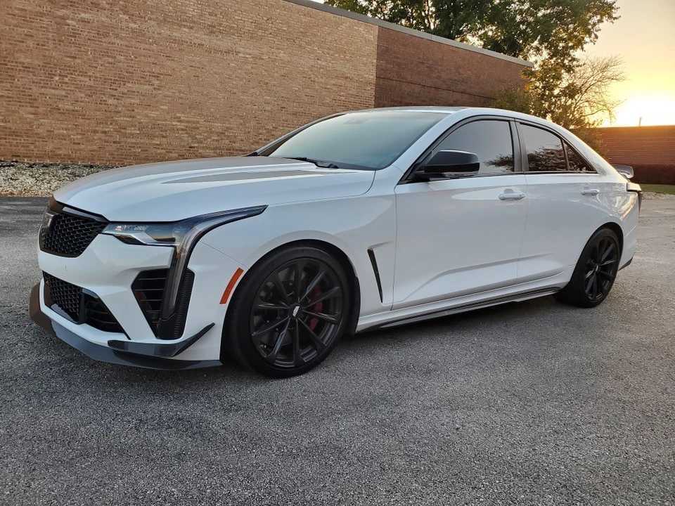 2022 Cadillac CT4-V Blackwing - Image 2 of 21