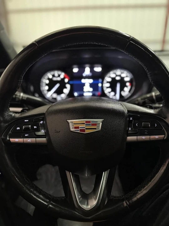 2022 Cadillac CT4 - Image 17 of 20