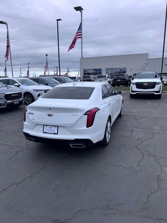 2022 Cadillac CT4 - Image 4 of 12