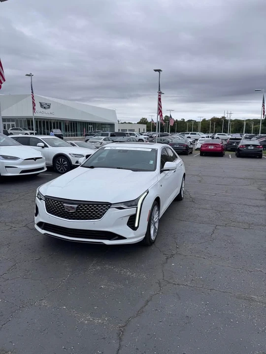 2022 Cadillac CT4 - Image 2 of 12