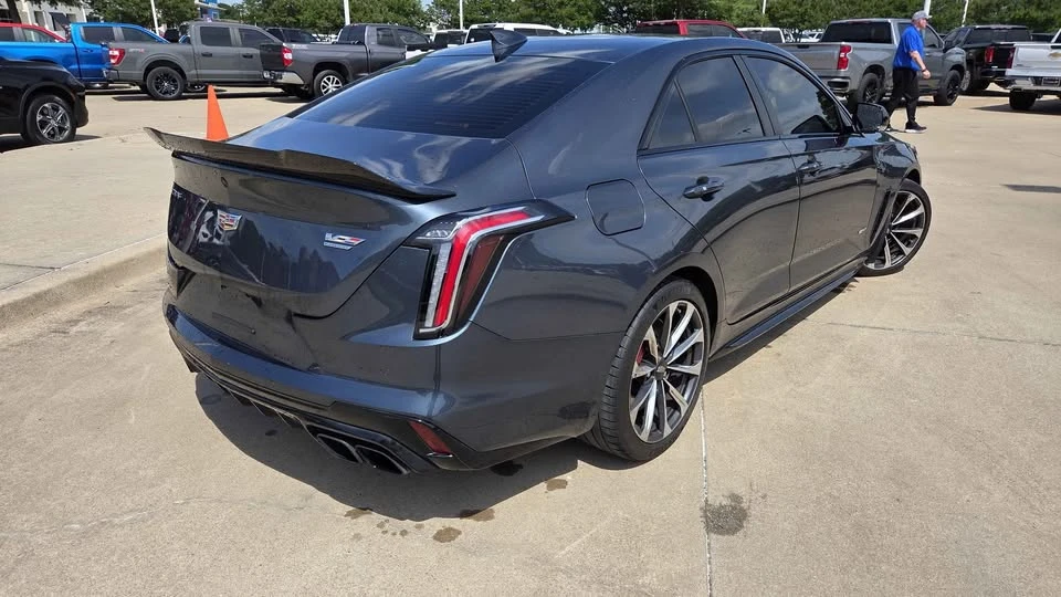 2022 Cadillac CT4-V - Image 5 of 14