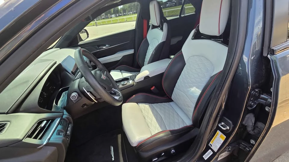 2022 Cadillac CT4-V - Image 12 of 14