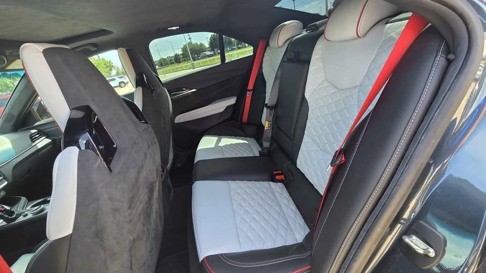 2022 Cadillac CT4-V - Image 14 of 14