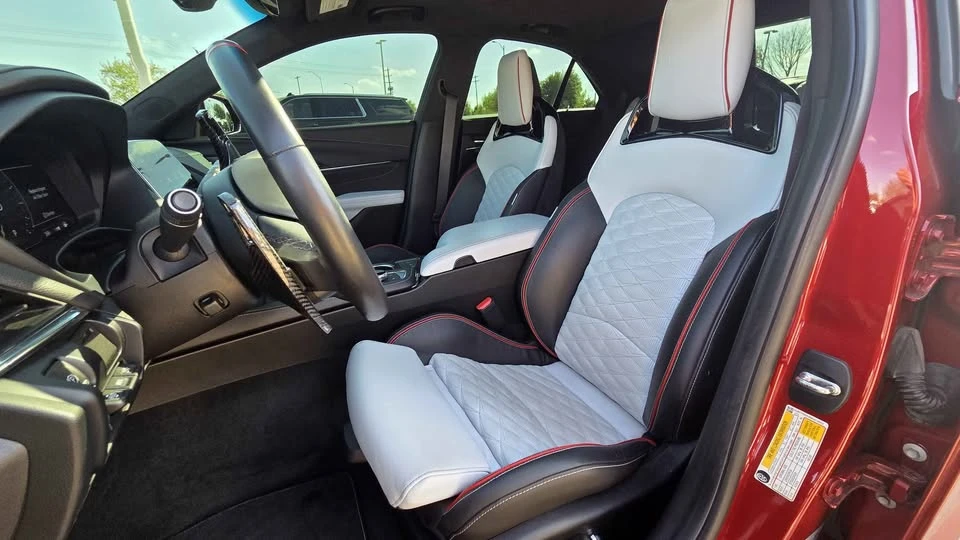 2022 Cadillac CT4-V Blackwing - Image 13 of 15