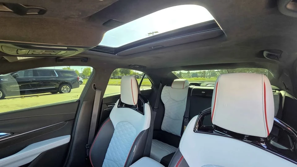 2022 Cadillac CT4-V Blackwing - Image 14 of 15