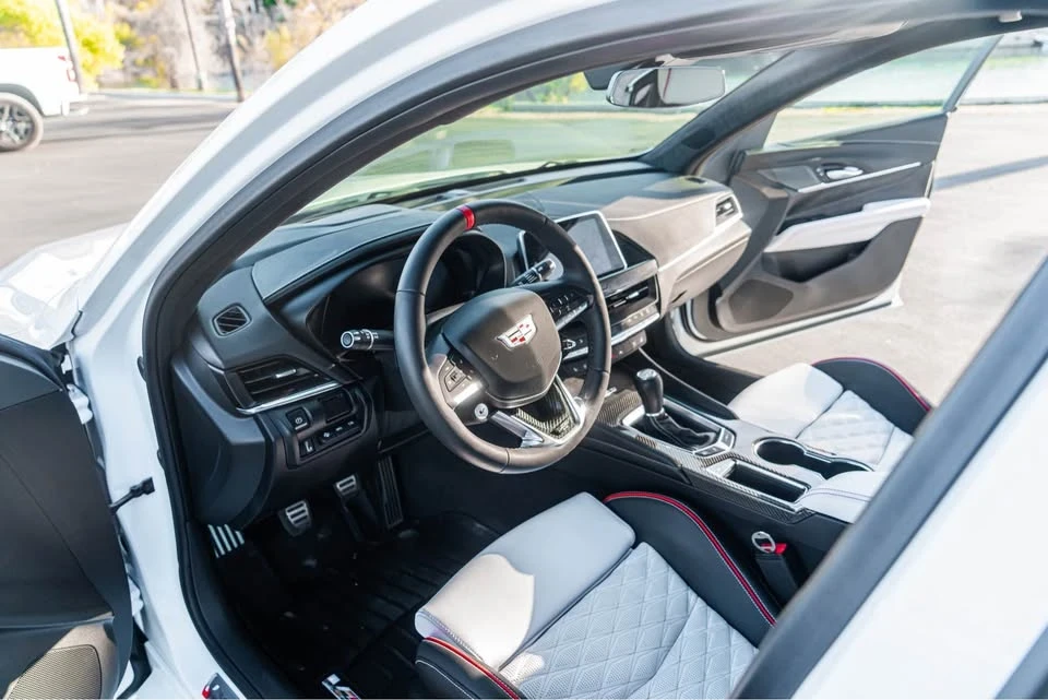 2022 Cadillac CT4-V Blackwing - Image 4 of 10