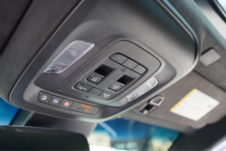 2022 Cadillac CT4-V Blackwing - Image 5 of 17