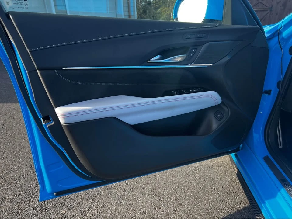 2022 Cadillac CT4-V Blackwing - Image 10 of 18