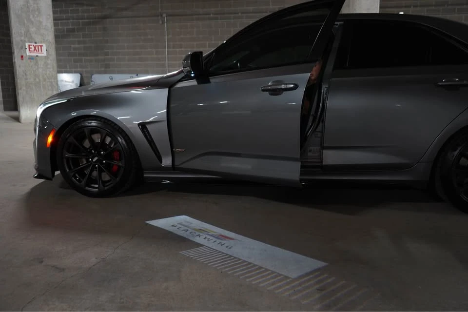 2022 Cadillac CT4-V Blackwing - Image 4 of 17