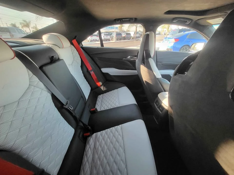 2022 Cadillac CT4-V Blackwing - Image 7 of 10