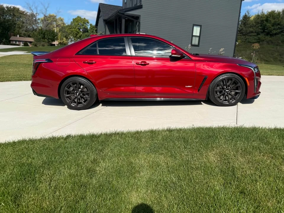 2022 Cadillac CT4-V Blackwing - Image 2 of 8