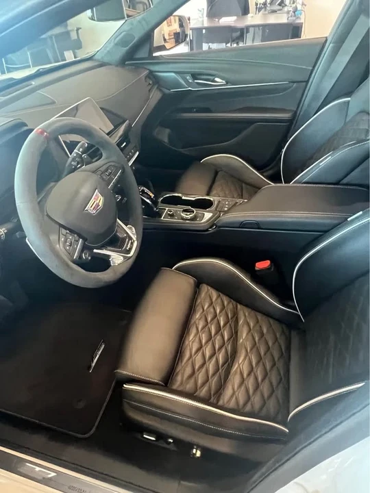 2022 Cadillac CT4-V Blackwing - Image 8 of 19