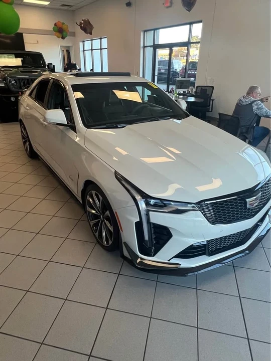 2022 Cadillac CT4-V Blackwing - Image 4 of 19