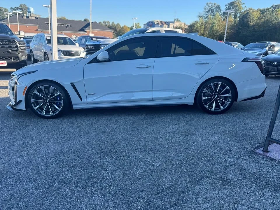 2022 Cadillac CT4-V Blackwing - Image 7 of 8