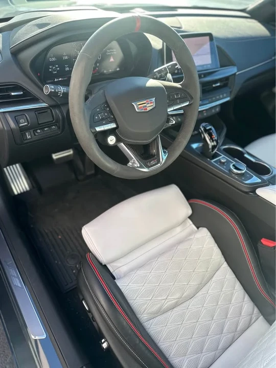 2022 Cadillac CT4-V Blackwing - Image 4 of 11