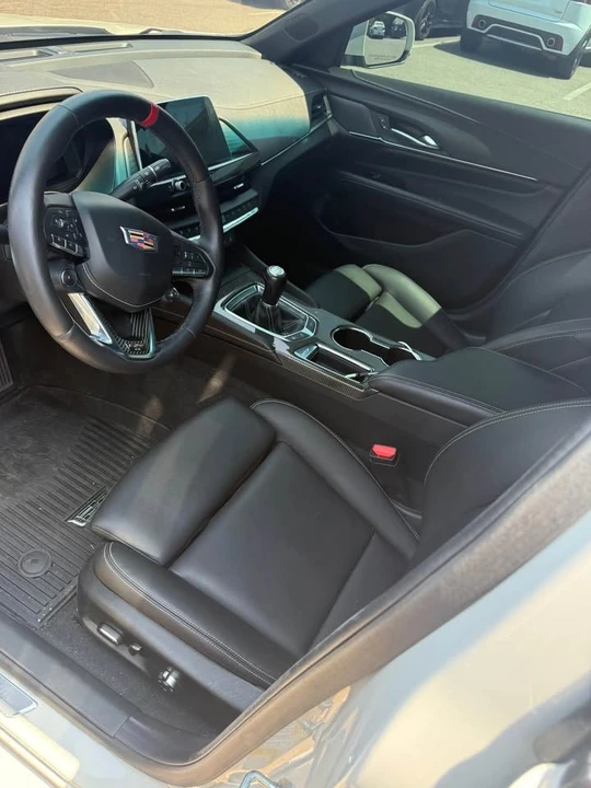 2022 Cadillac CT4-V Blackwing - Image 5 of 7