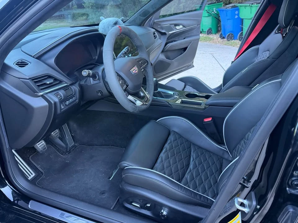 2022 Cadillac CT4-V Blackwing - Image 11 of 12