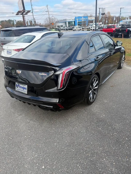 2022 Cadillac CT4-V Blackwing - Image 2 of 7