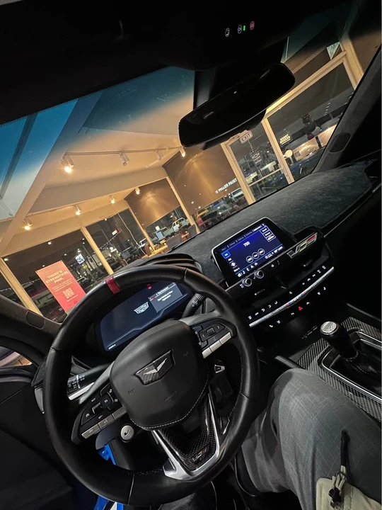 2022 Cadillac CT4-V Blackwing - Image 6 of 10
