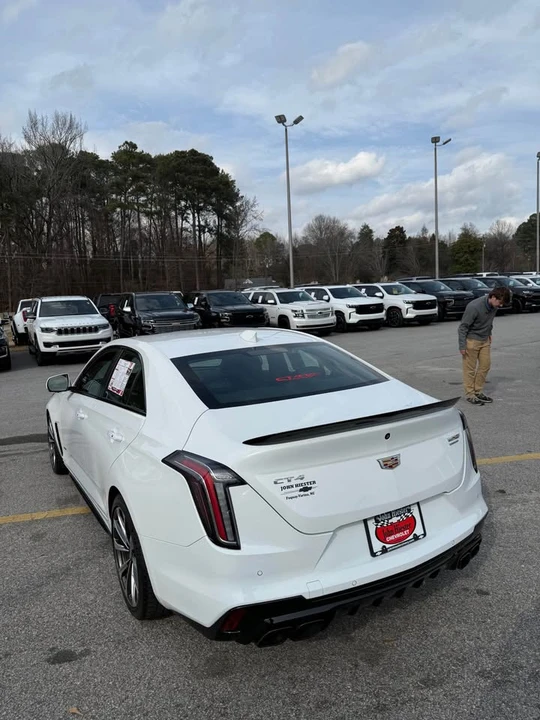 2022 Cadillac CT4-V Blackwing - Image 5 of 10