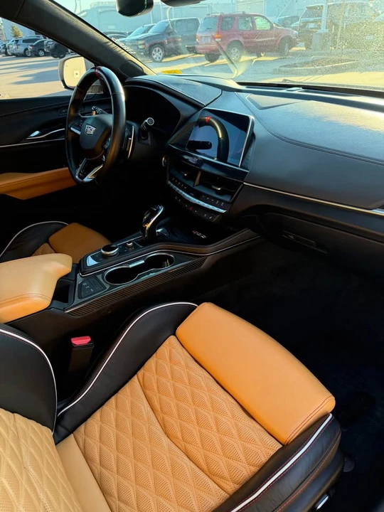 2022 Cadillac CT4-V Blackwing - Image 11 of 16