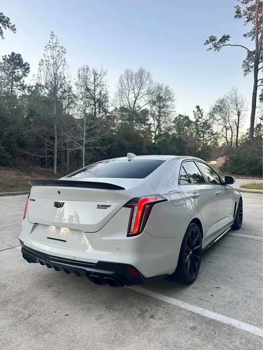 2022 Cadillac CT4-V Blackwing - Image 6 of 10