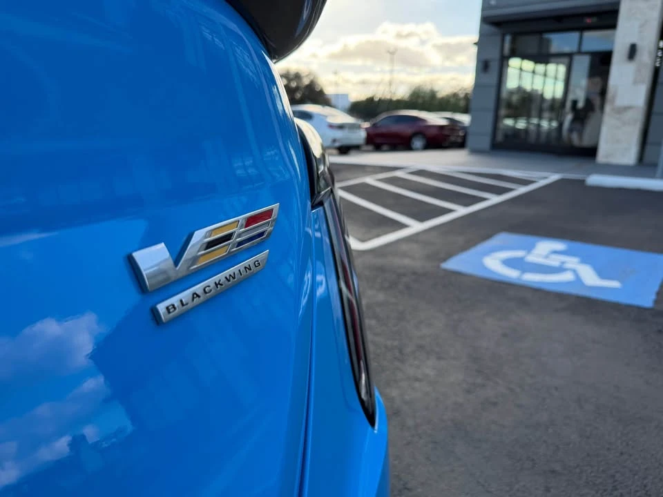 2022 Cadillac CT4-V Blackwing - Image 8 of 17
